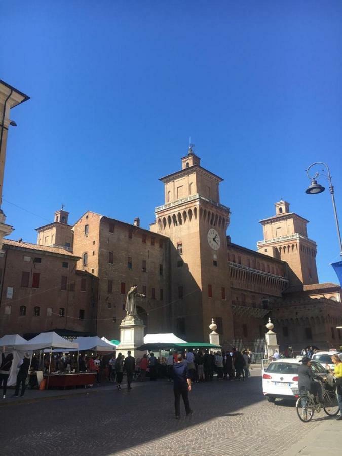 费拉拉A Due Passi Dal Castello公寓 外观 照片